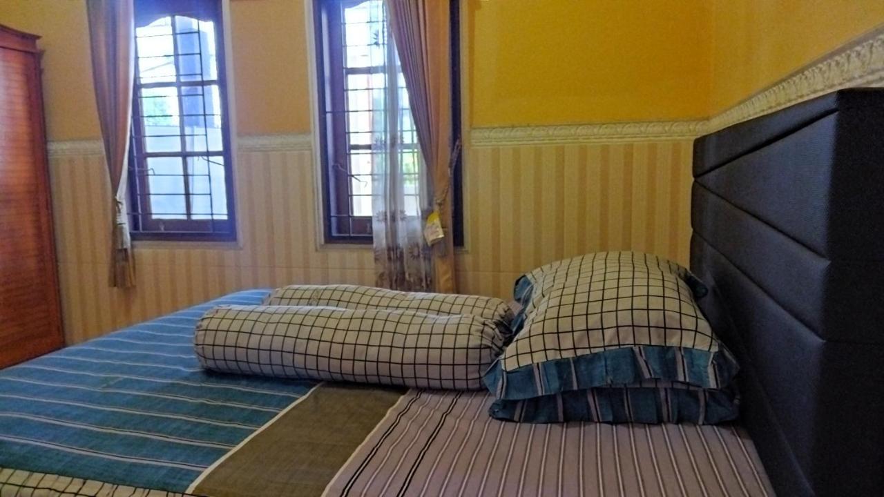 Bougenville Homestay Lembar (Lombok)