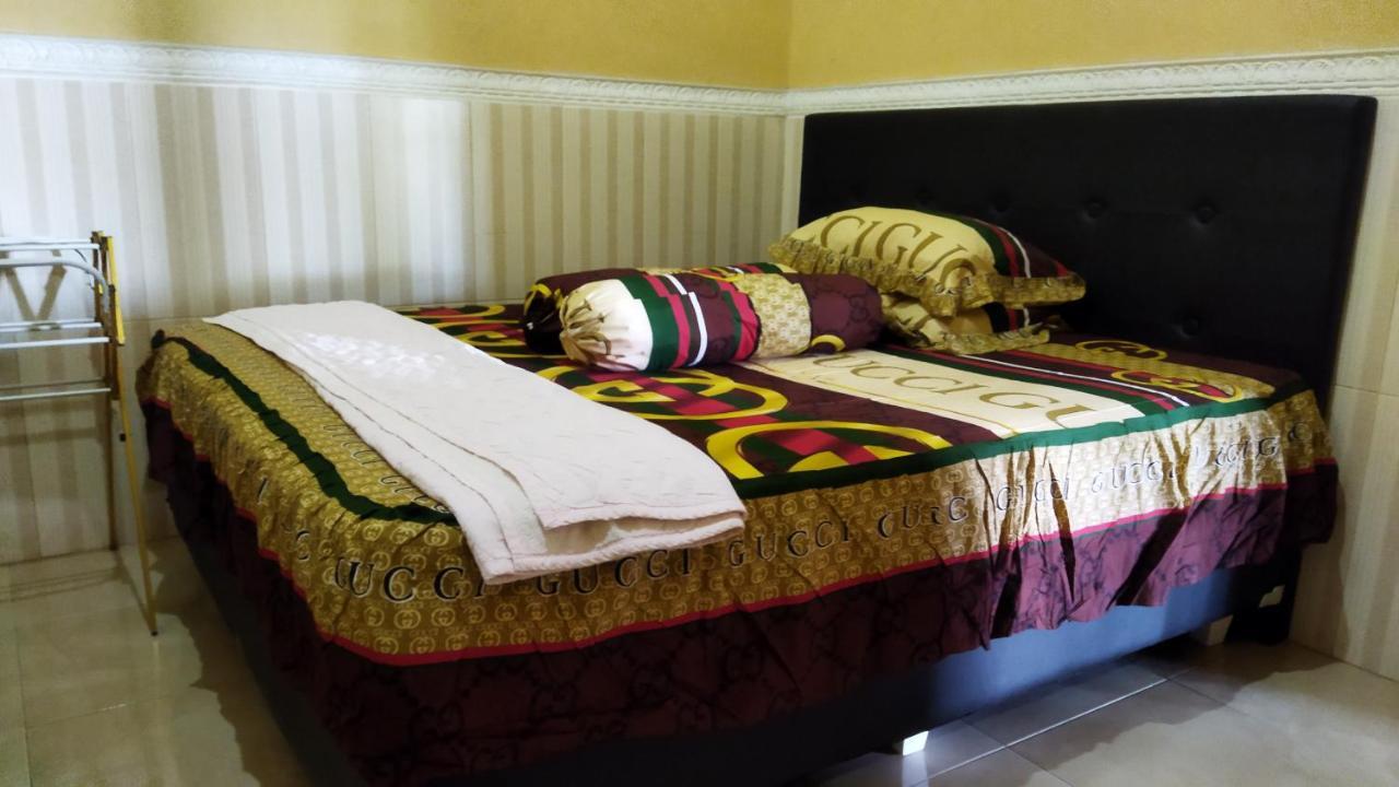Homestay Bougenville *