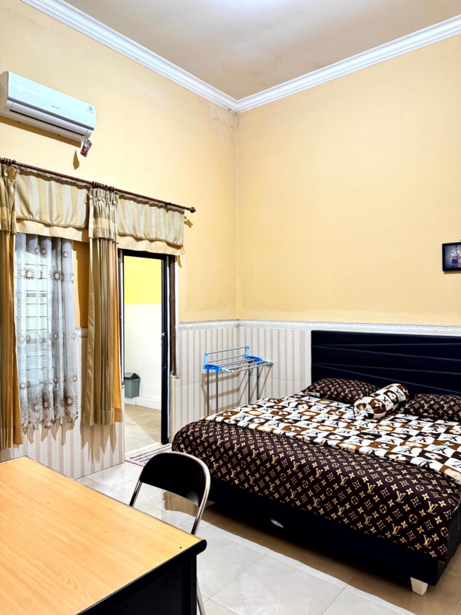 Homestay Bougenville *